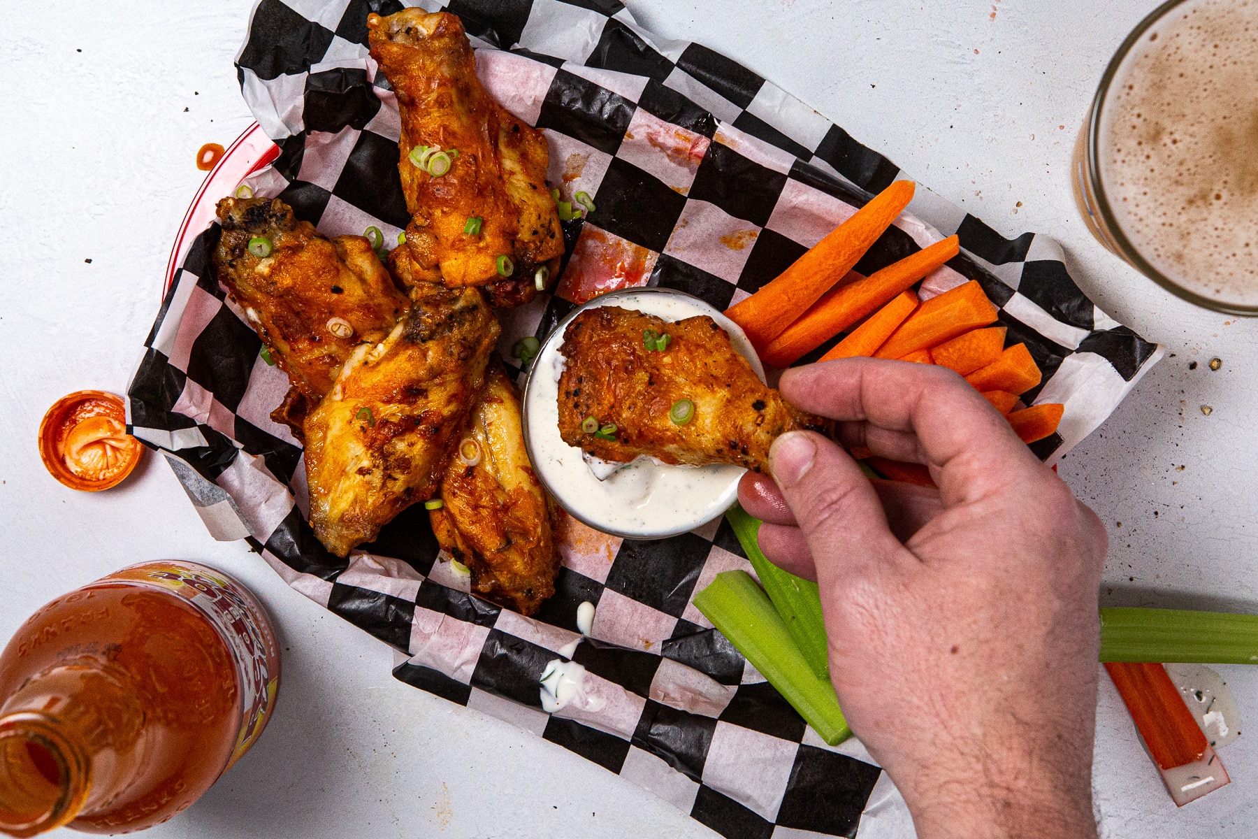 air fryer frozen chicken wings, frozen chicken wings in air fryer, frozen wings in air fryer, frozen wings air fryer, air fryer, chicken wings, frozen chicken wings