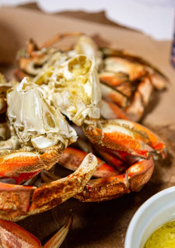 Maryland Style Beer & Old Bay Steamed Dungeness Crab Legs (Clusters)