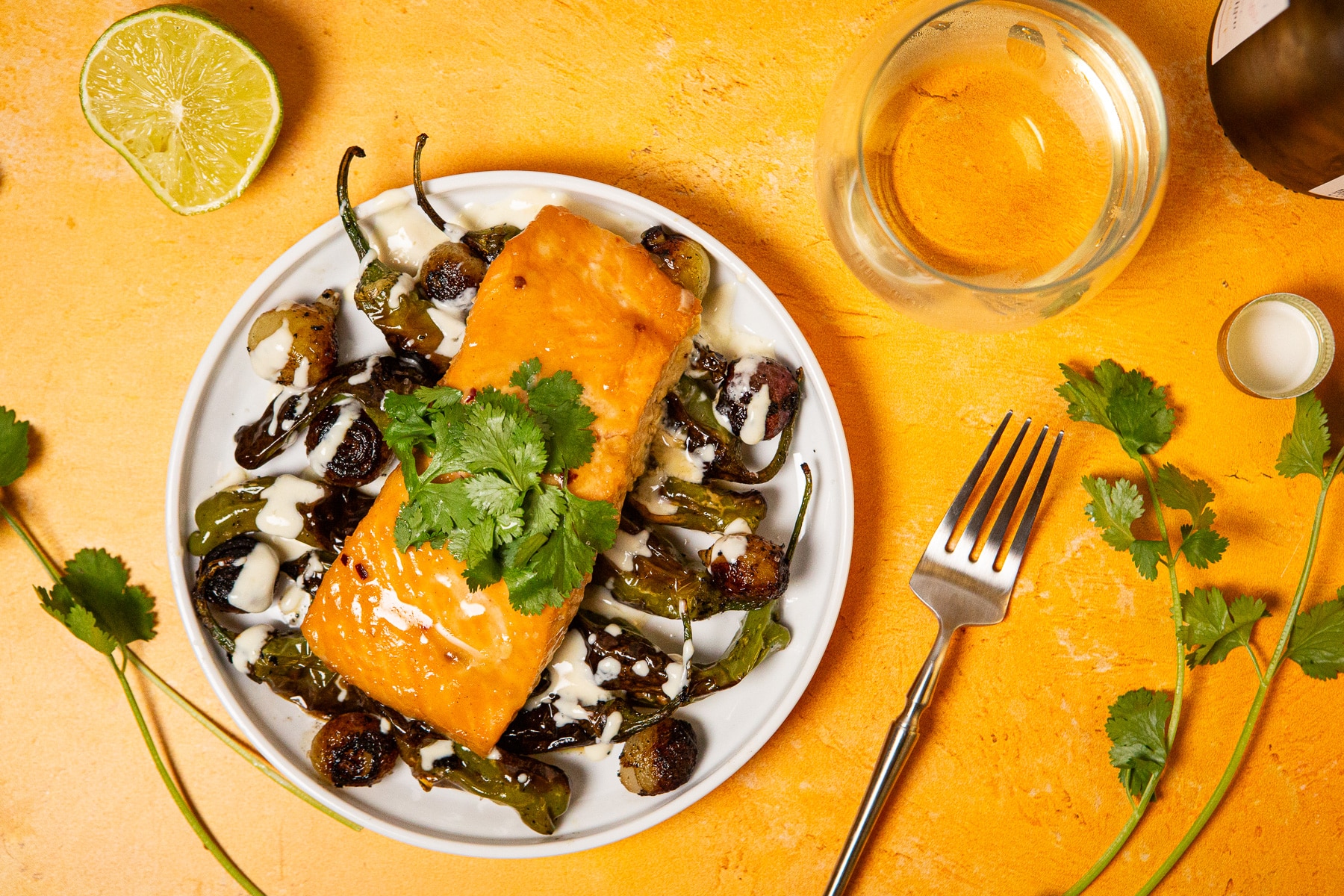 miso ginger salmon, king salmon, honey miso ginger, honey miso ginger salmon glaze, glazed salmon, baked salmon, salmon recipes, how to make honey miso ginger glazed salmon,