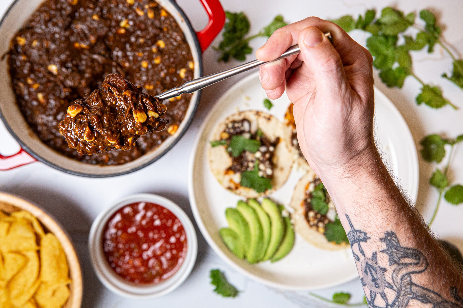 beef mole, beef mole tacos, mole, tacos, chocolate tacos, beef tacos, how to make chocolate mole, braised beef tacos, braised beef and chocolate mole tacos, recipe for beef mole, beef mole recipe, 