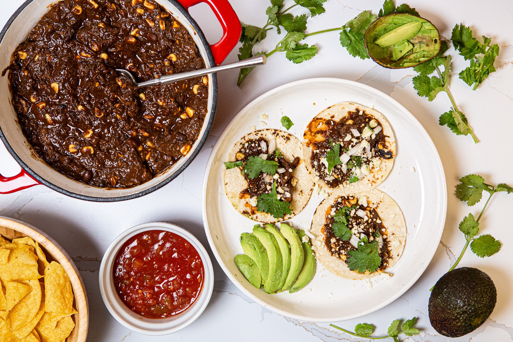 beef mole, beef mole tacos, mole, tacos, chocolate tacos, beef tacos, how to make chocolate mole, braised beef tacos, braised beef and chocolate mole tacos, recipe for beef mole, beef mole recipe, 